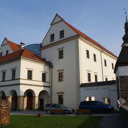 Zamecky Hotel Zlaty Orel Границе Экстерьер фото