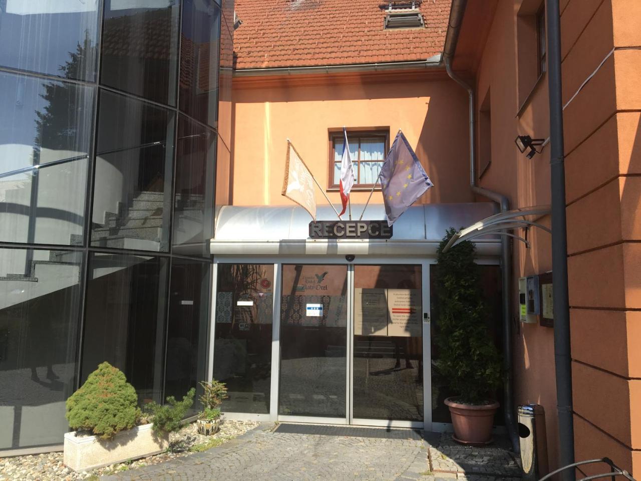 Zamecky Hotel Zlaty Orel Границе Экстерьер фото